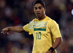 【华体会官网】意媒聚焦，博尼身价飙升引英超豪门竞逐，国米交易成教科书案例