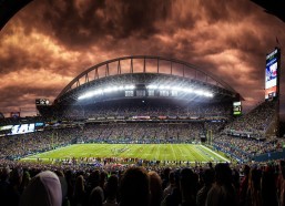 华体会体育：曼城新援格伊官方写真亮相，瓜迪奥拉暗示即将迎来首秀时刻