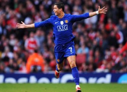 华体会体育app：狼堡对阵弗赖堡，中游卡位战上演进攻风暴，阿莫拉成胜负手