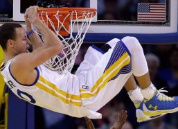 华体会体育app-队报曝罗马马赛竞逐巴西新星罗比尼奥-瓦斯 英超德甲豪门加入争夺战