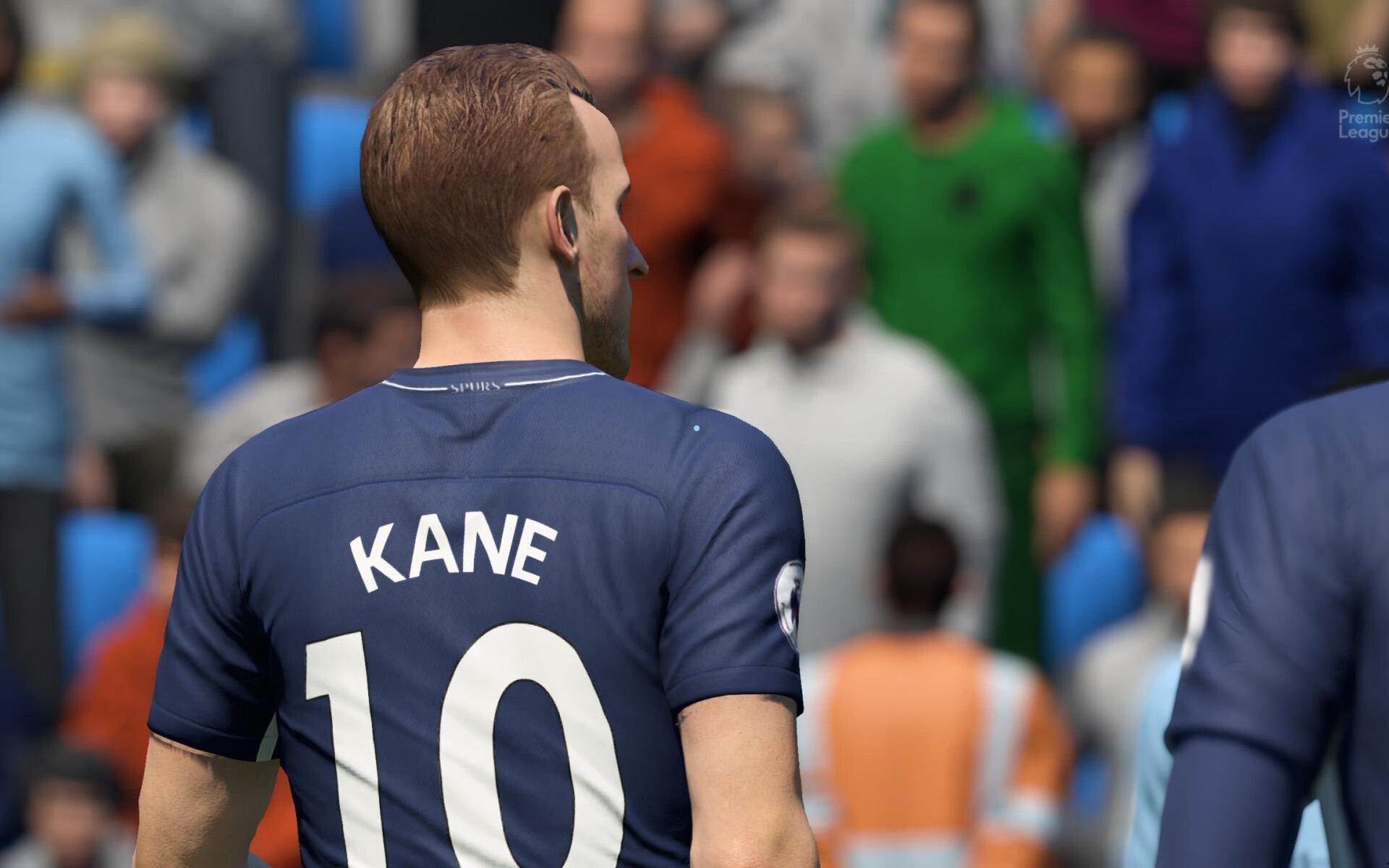 talkSPORT独家报道，拜仁慕尼黑紧盯卡迪夫城19岁后卫新星迪伦-劳勒